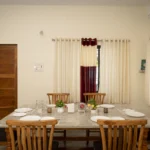 Kihim Corner Villa Dining Table